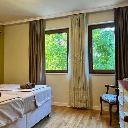 Thermae Heritage With Garage Apartamento *