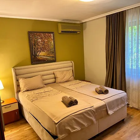 Thermae Heritage With Garage Apartamento